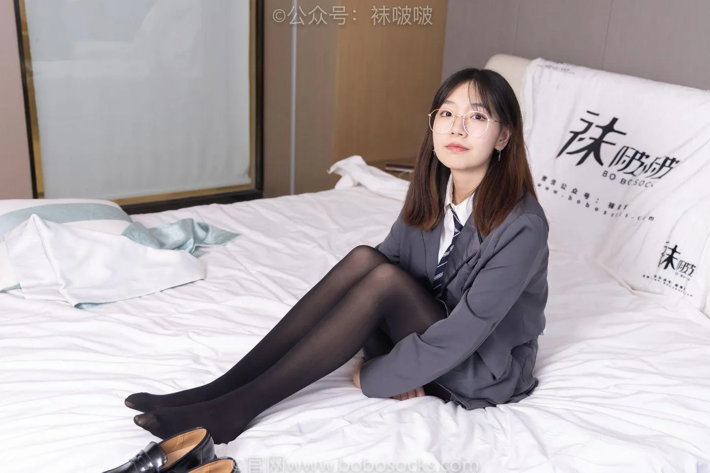 [BoBoSocks袜啵啵]NO.060 小甜豆-JK制服、皮鞋、厚黑丝 [131P]插图